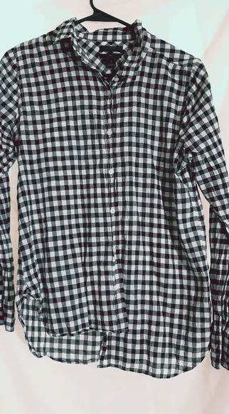 J. Crew Tops - J crew black plaid long sleeve button down size 8